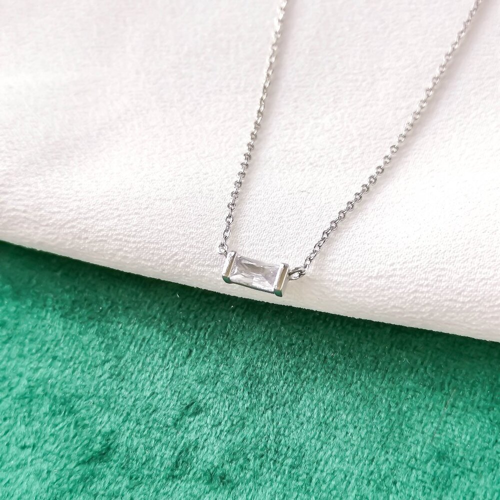 New Kendra Scott Silver Necklace - Juliette White Crystal